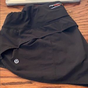 lulu lemon speed up shorts size 8